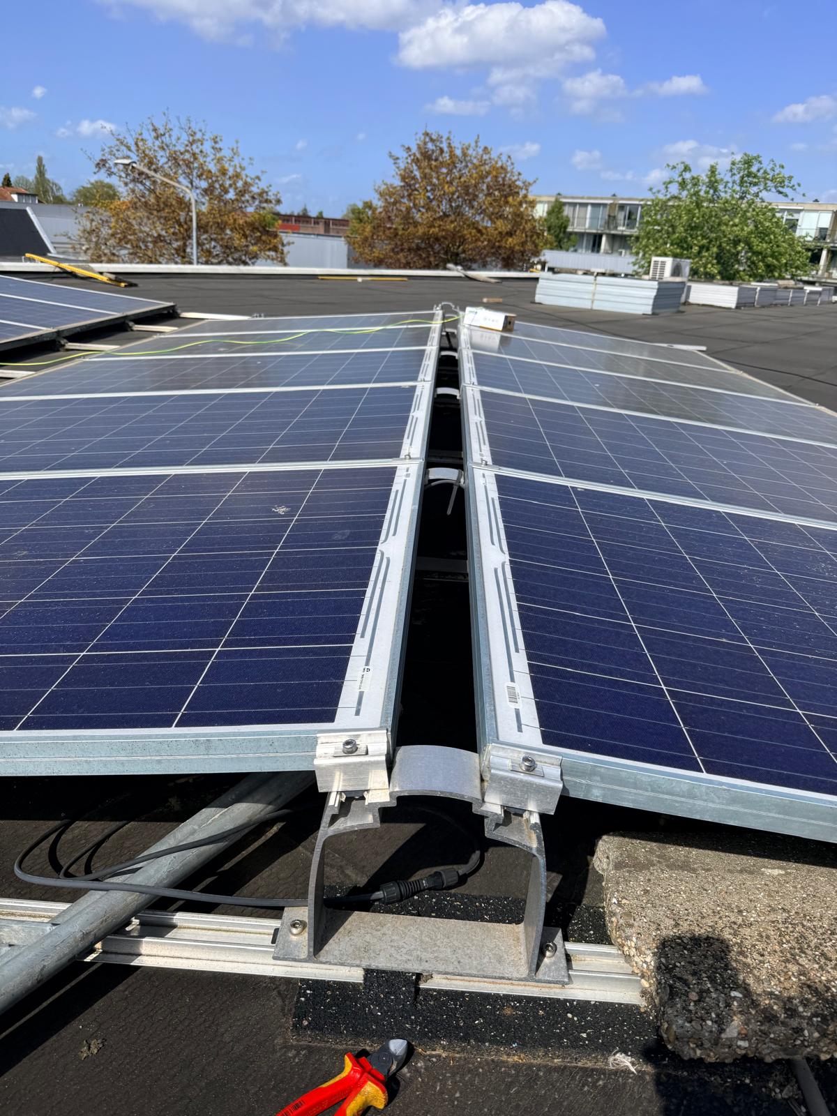 Zonnepanelen geplaatst